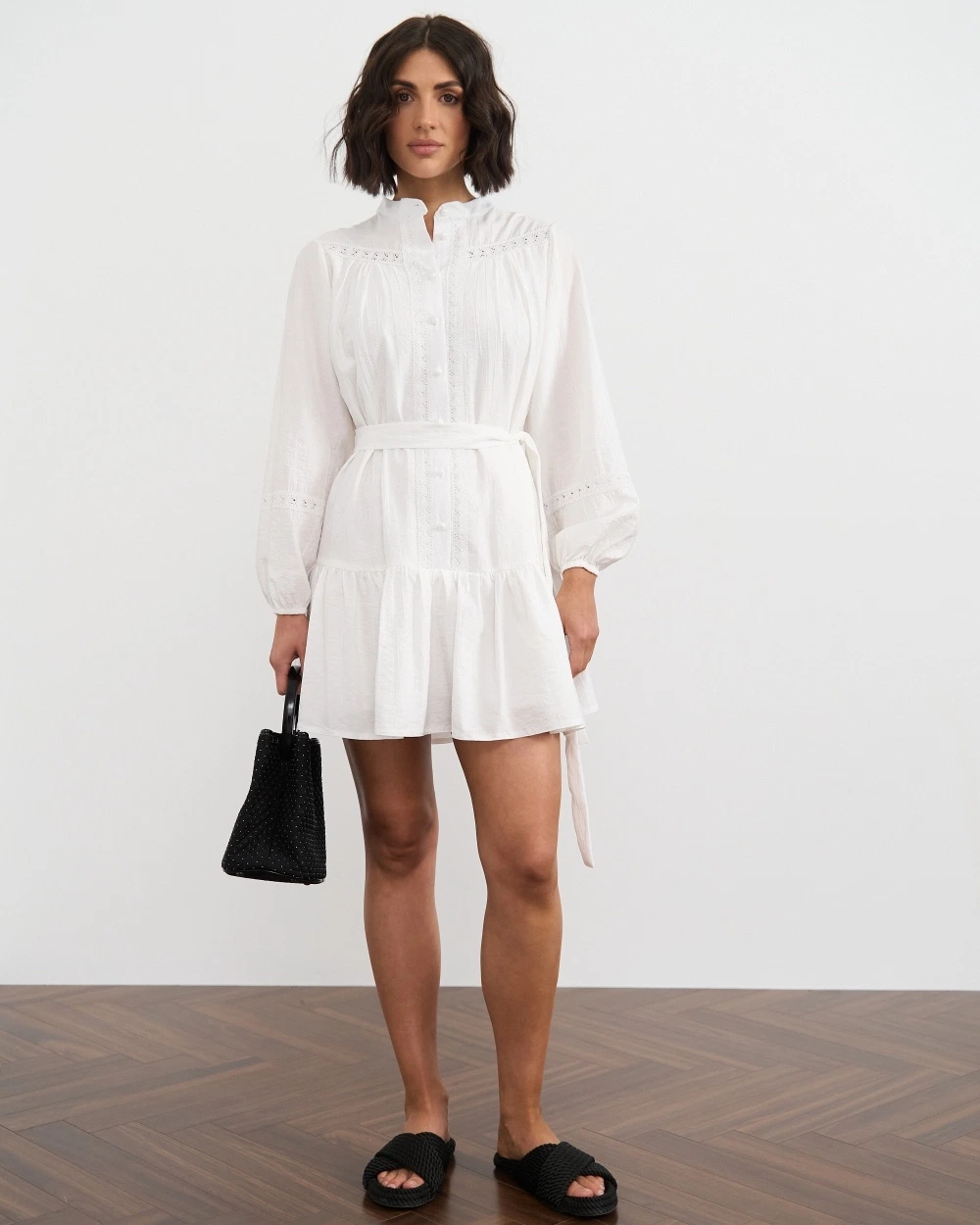 Молочна сукня з мереживом - зображення 2