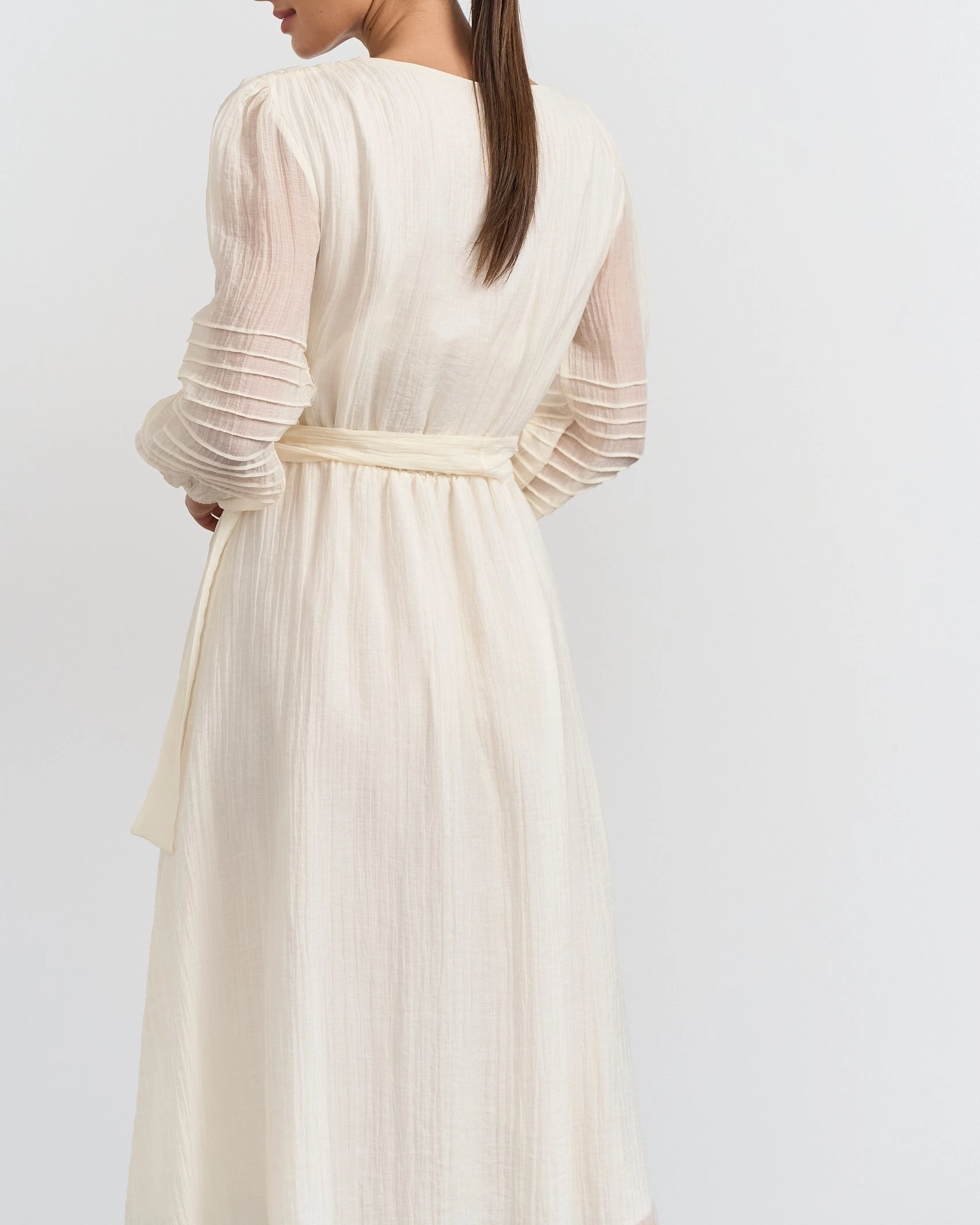 Сукня в молочному кольорі - зображення 6