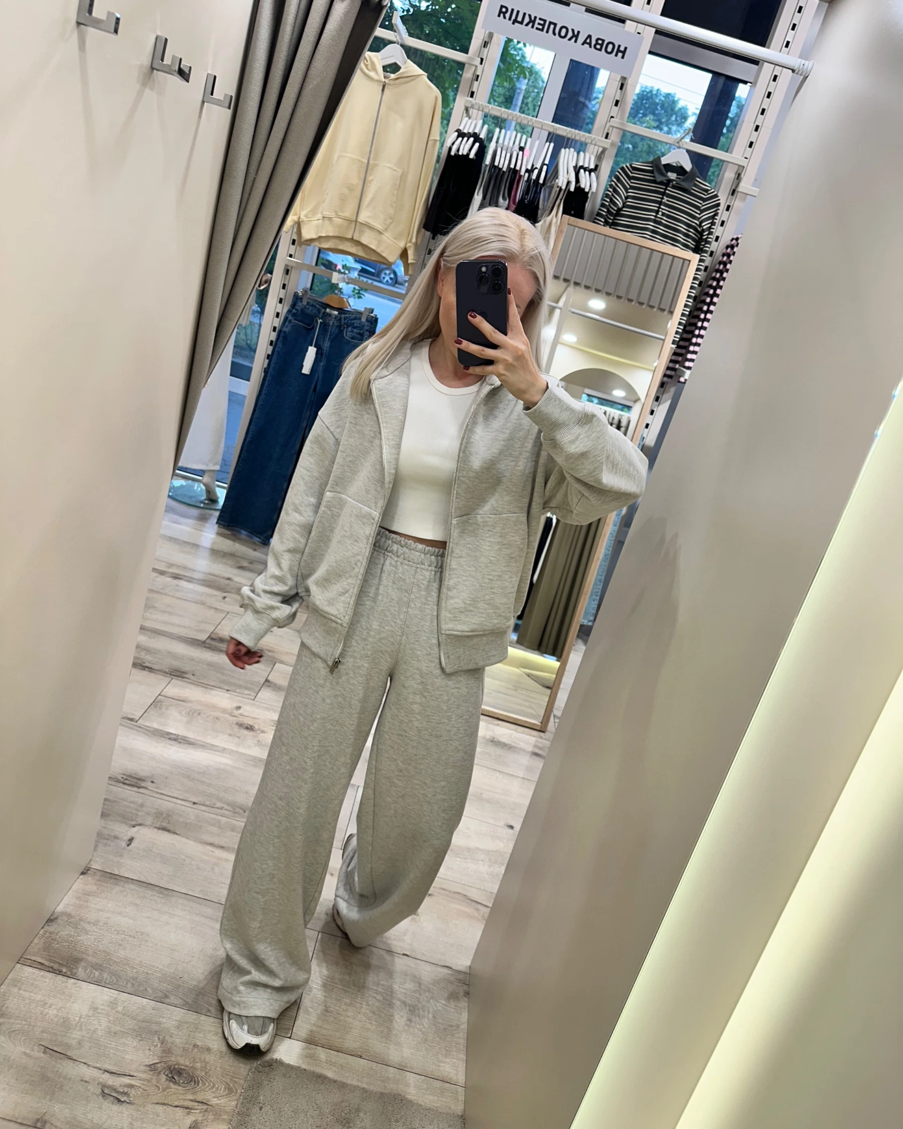 Худі в кольорі світло-сірий меланж - зображення 3