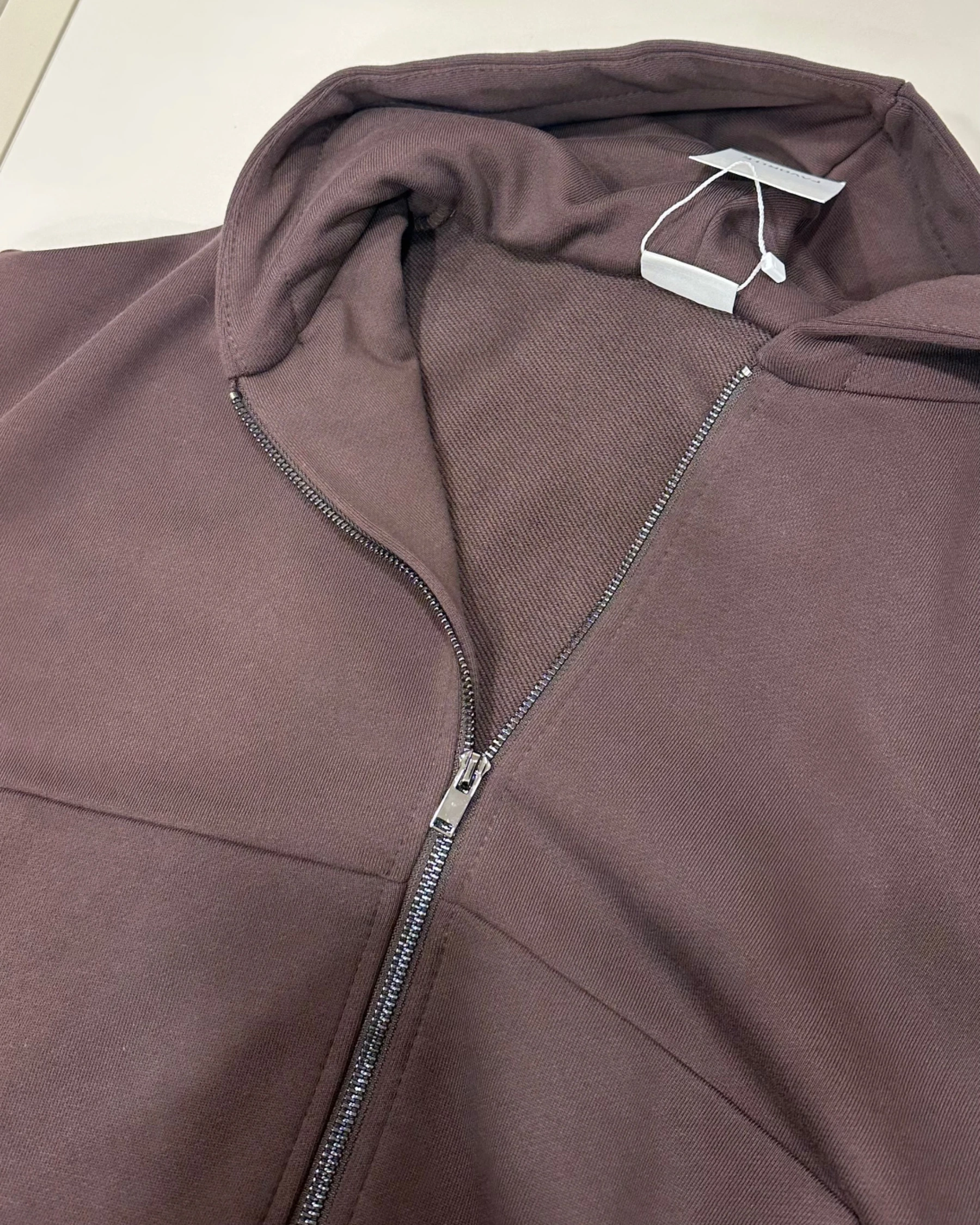 Худі в шоколадному кольорі - зображення 2