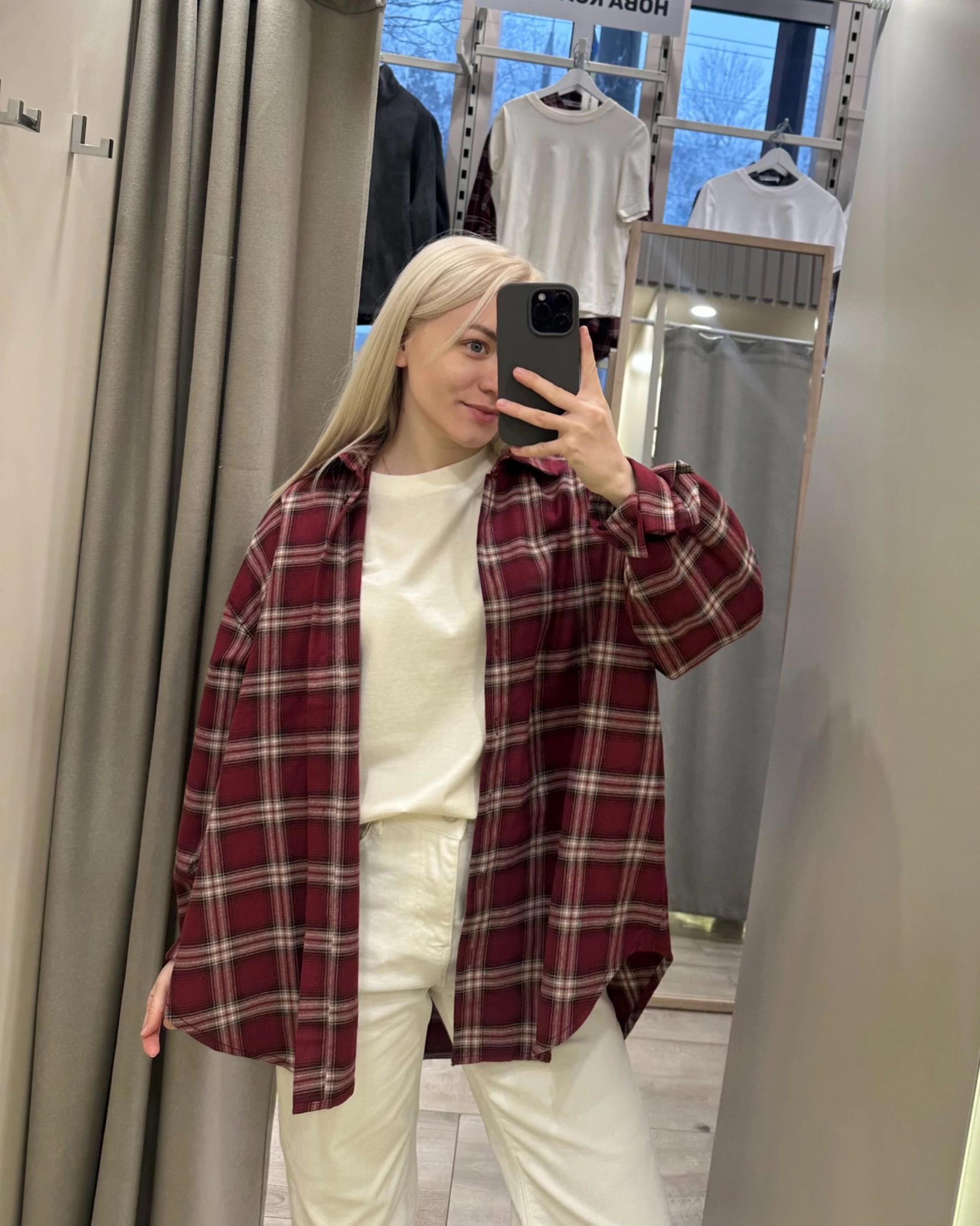 Червона сорочка в клітинку - зображення 3