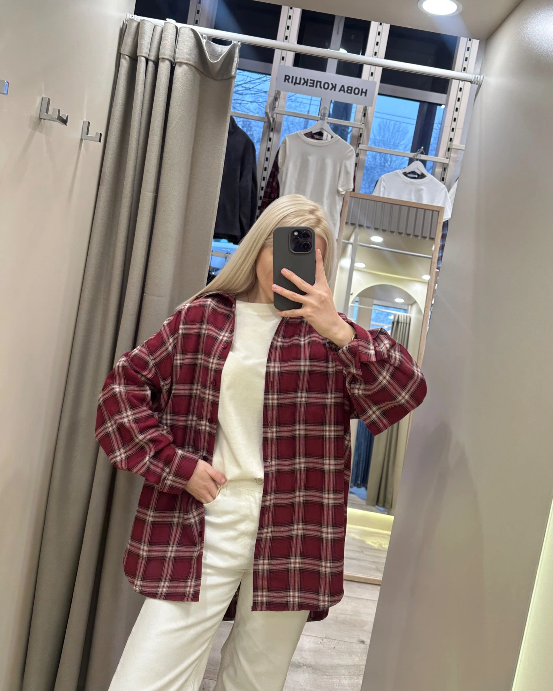 Червона сорочка в клітинку - зображення 4