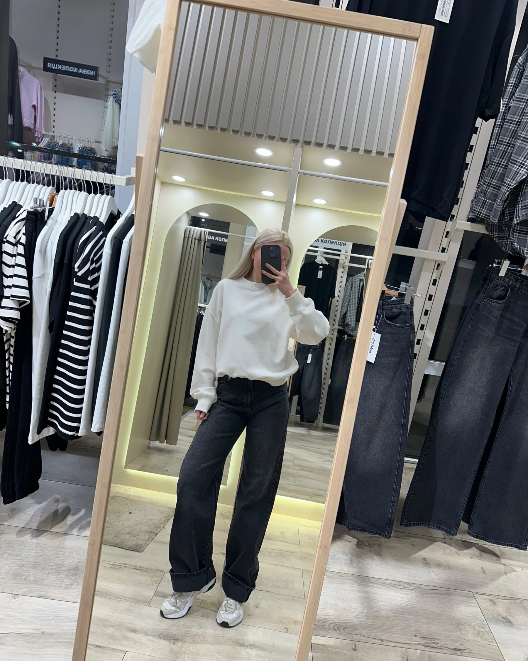 Джинси в графітовому кольорі - зображення 2