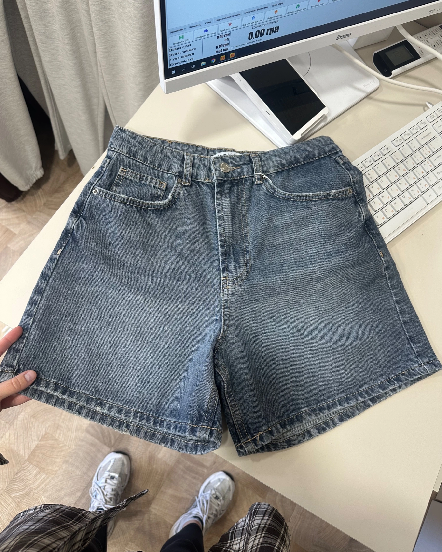 Сині джинсові шорти - зображення 2