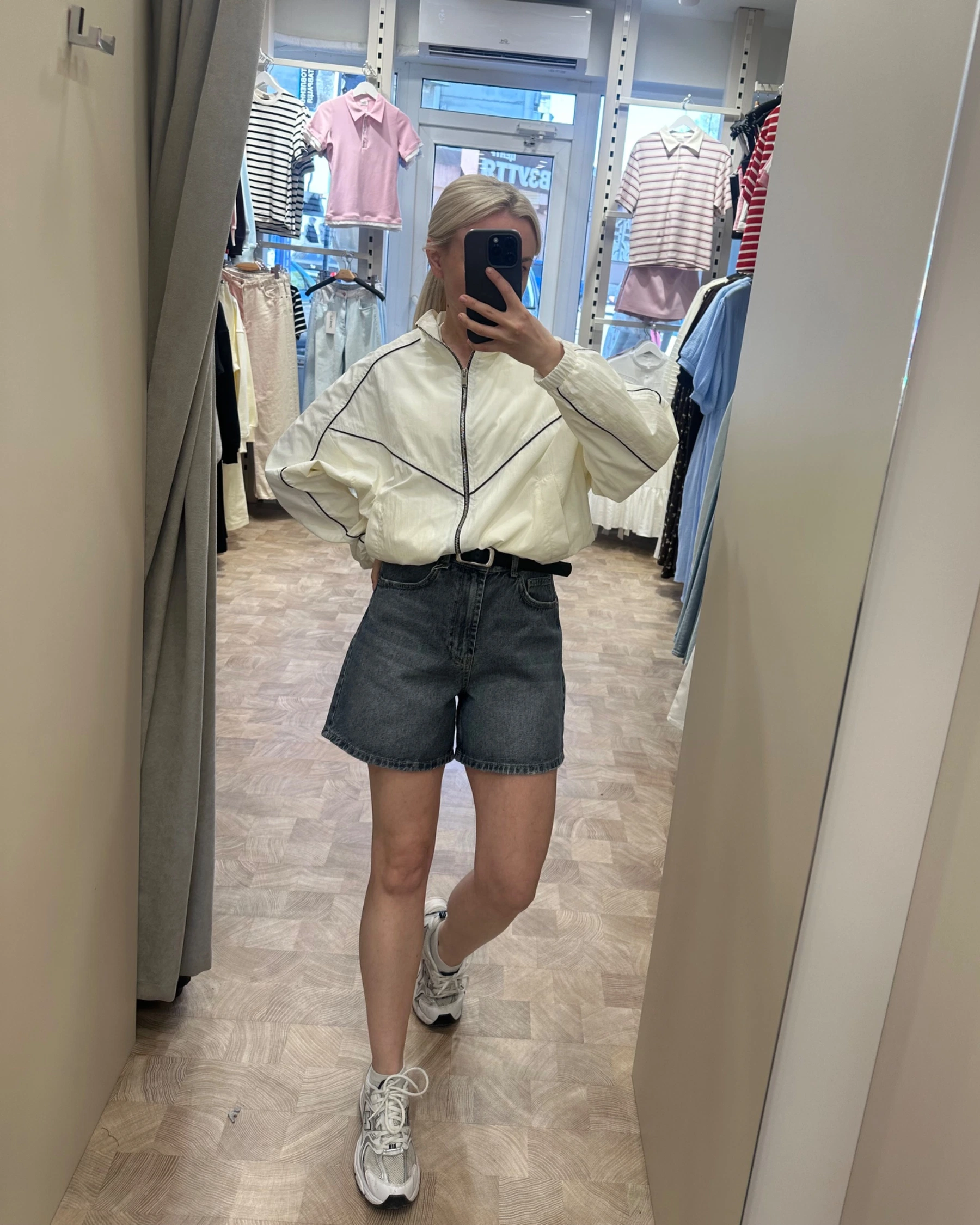 Сині джинсові шорти - зображення 4