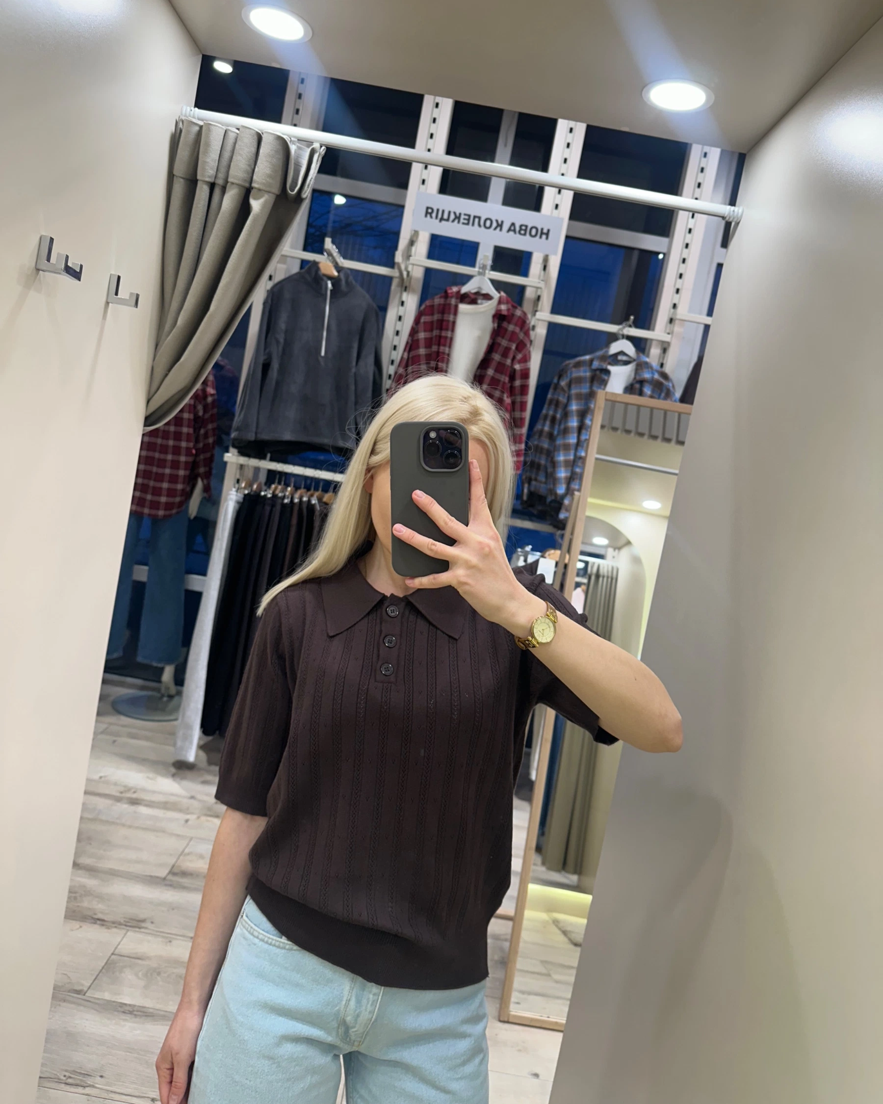 Бавовняне поло з перфораціїєю в шоколадному кольорі - зображення 2