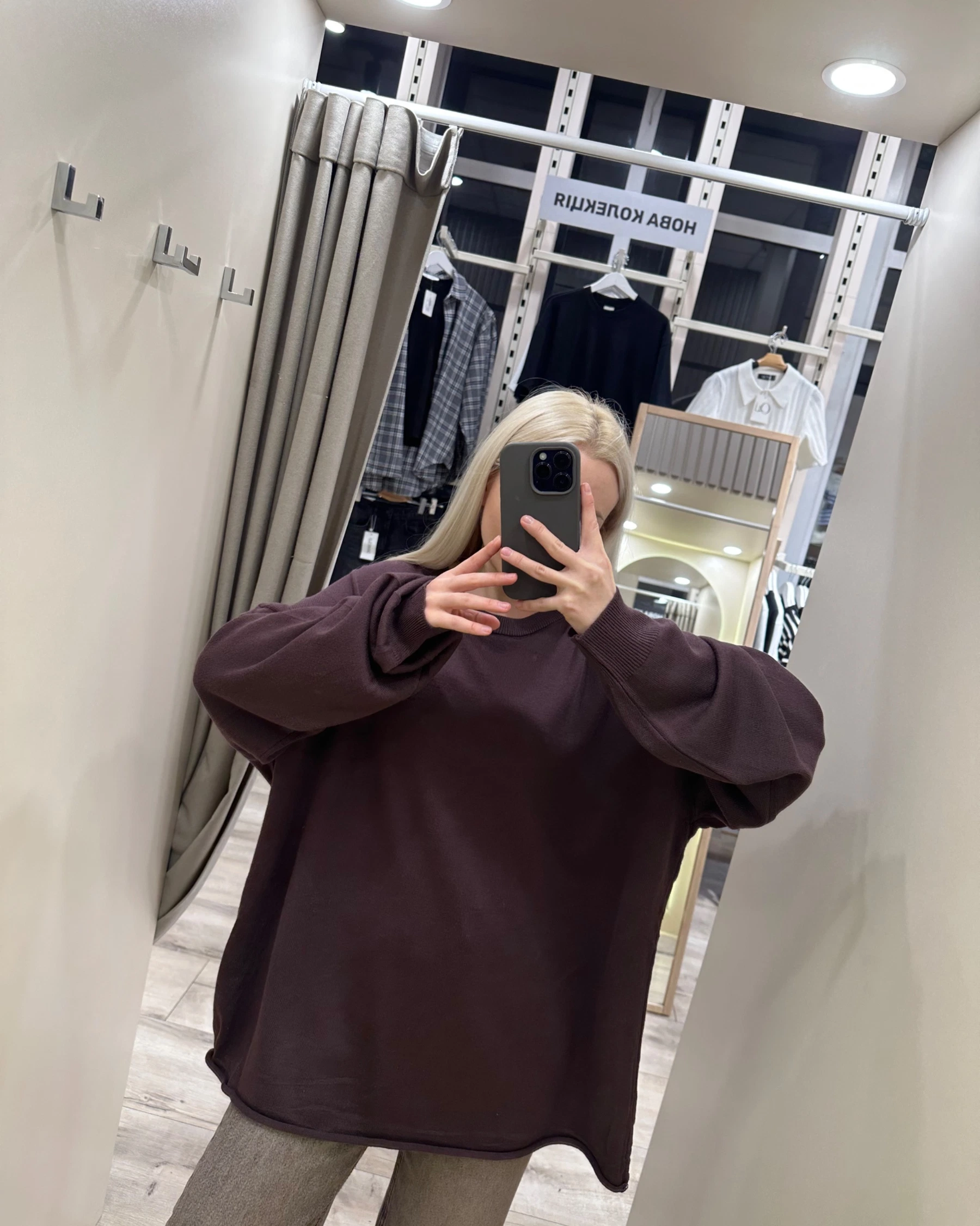 Обʼємна кофтинка з тонкого трикотажу - зображення 2