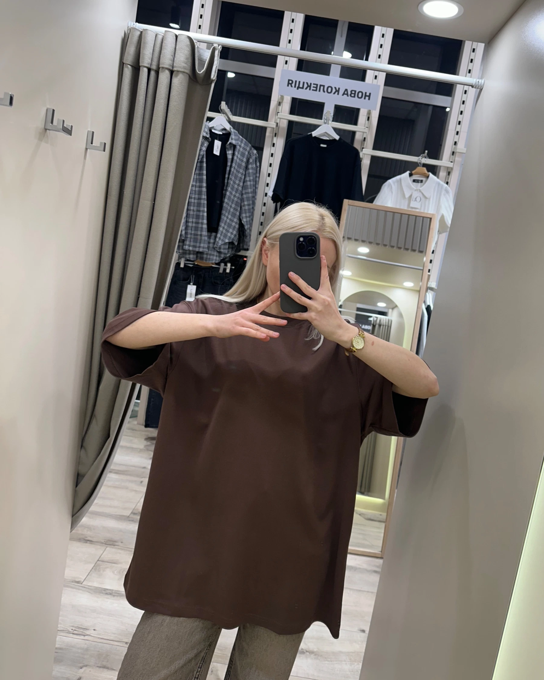 Подовжена щільна футболка over крою - зображення 3