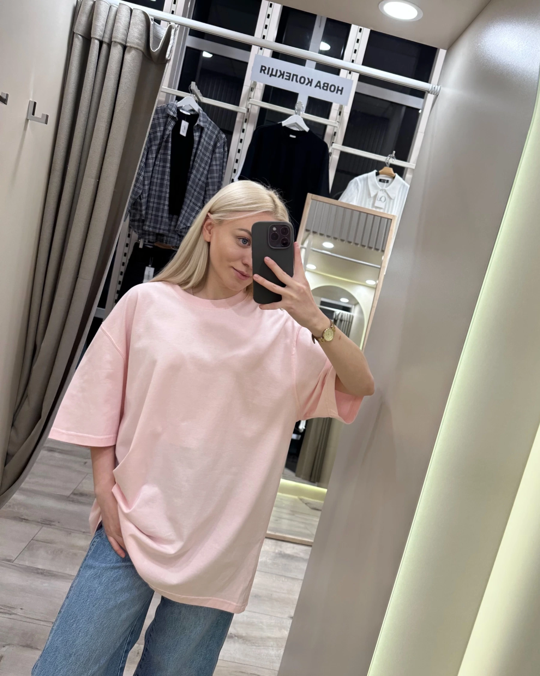 Рожева подовжена oversize футболка з тонкої бавовни - зображення 3